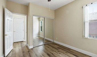 10464 Calico Pines Ave, Las Vegas, NV 89135