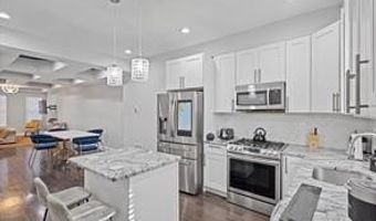 230 N LUZERNE Ave, Baltimore, MD 21224