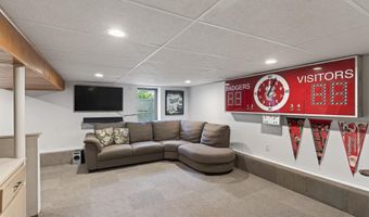 1094 Lowell Dr, Apple Valley, MN 55124