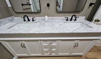 5676 N Fairoak Ln, Casa Grande, AZ 85122