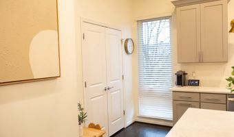126 CAMBRIA Walk, Alexandria, VA 22304