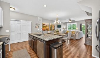 9562 Greenery Ct, Deerfield, OH 45140
