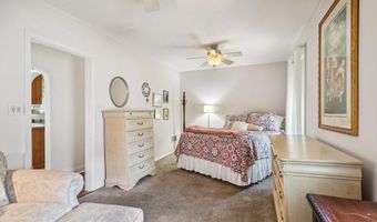 140 S DAVIS Ave, Audubon, NJ 08106