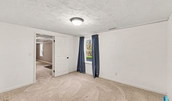 1301 S Splitrock Blvd, Brandon, SD 57005