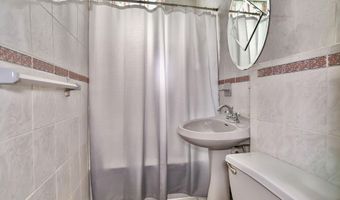 49 E 33RD St, Bayonne, NJ 07002