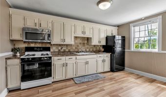 1371 Exchange St, Alden, NY 14004