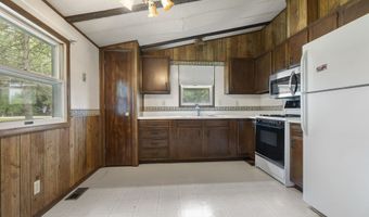 7888 NENNO Rd, Allenton, WI 53002