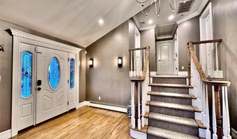 59 Western Concourse, Amity Harbor, NY 11701