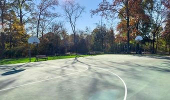 41863 CINNABAR Sq, Aldie, VA 20105