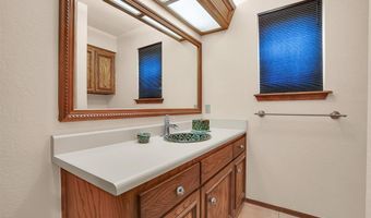 3217 Quail Cir, Altus, OK 73521