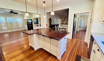 5 S Rosemary Ave, Andrews, SC 29510