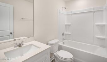 3914 Pasture Ln, Ayden, NC 28513