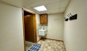 1102 11th Ave, Britton, SD 57430