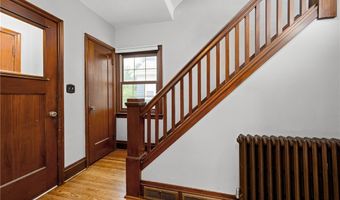 68 Bondcroft Dr, Amherst, NY 14226