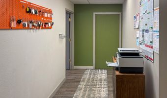 20360 Empire Ave F6-F7, Bend, OR 97703