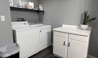 3 G Ave W, Albia, IA 52531