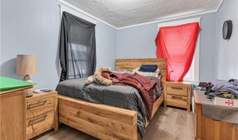 70 Lincoln Ave, Central Falls, RI 02863