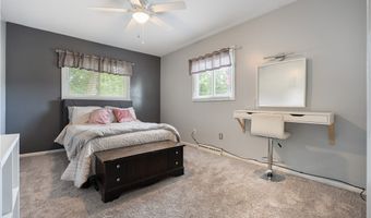 13795 Overcrest St NE, Alliance, OH 44601