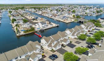 12 Blue Heron Ln, Bayville, NJ 08721