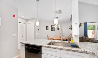 933 Williamsburg Cir, Warwick, RI 02886