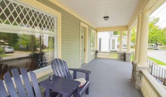 52 Grove St, Bangor, ME 04401