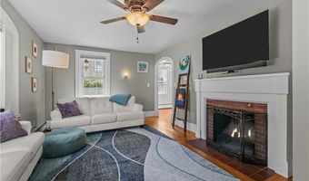 1 Fales St, East Providence, RI 02915