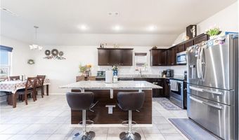 6704 Pilgrim Rd, Bentonville, AR 72713