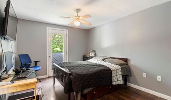 15 Hamden Place Rd, Arundel, ME 04046