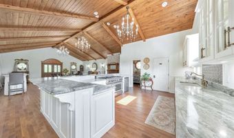 115 S Main, Adairsville, GA 30103