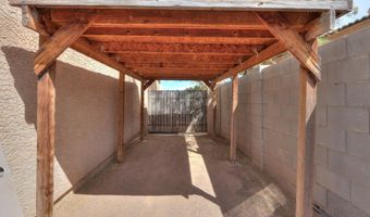 15220 S PADRES Rd, Arizona City, AZ 85123