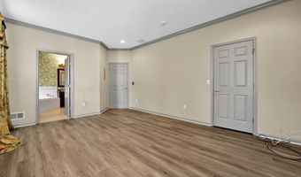 27 Mission Way, Barnegat, NJ 08005