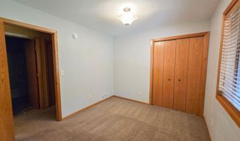 2485 Reeds Villa Ln SW, Alexandria, MN 56308