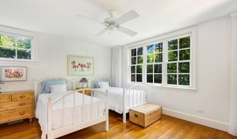 256 Main St, Amagansett, NY 11930