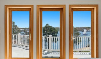159 Harbor Inn Rd, Bayville, NJ 08721