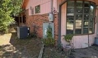 200 Morris Dr, Sulphur Springs, TX 75482