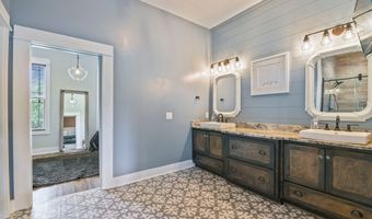 722 Lakeshore Dr, Autaugaville, AL 36003