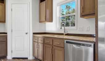 333 Smithfield, Belgrade, ME 04917