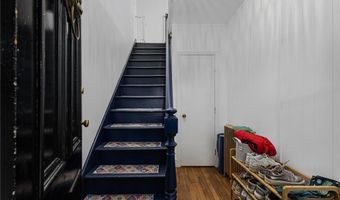 599 E Main Rd, Middletown, RI 02842