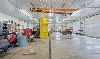 135 E Brown Dr, Avilla, IN 46710