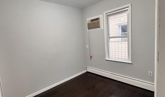 82 W 27TH St, Bayonne, NJ 07002