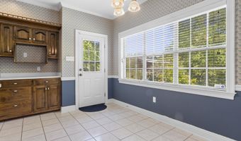 376 Lakeview Blvd, Biloxi, MS 39531