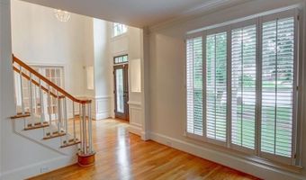 5404 Chaversham Ln, Peachtree Corners, GA 30092