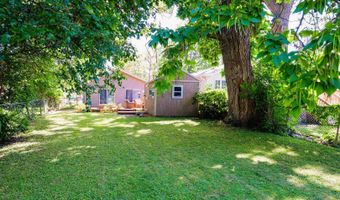 39450 N Circle Ave, Antioch, IL 60002