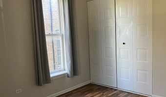 903 Main St 1, Antioch, IL 60002