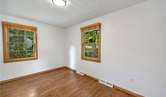 49 Horseshoe Dr, Bellingham, MA 02019