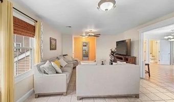 18 Calef St, Cranston, RI 02920