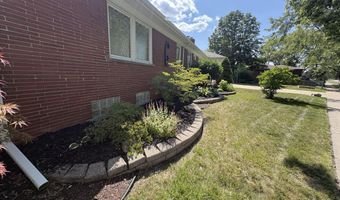 8908 Fox Ave, Allen Park, MI 48101