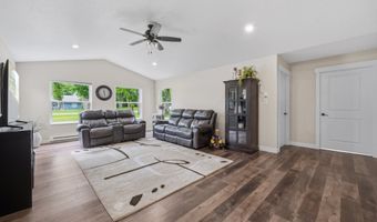 4024 Rosewood Ln SE, Alexandria, MN 56308