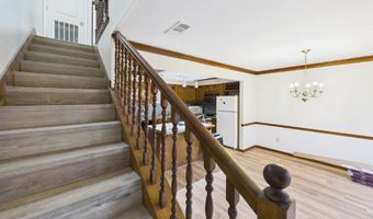 160 Ocean Dr #6B, Baton Rouge, LA 70806