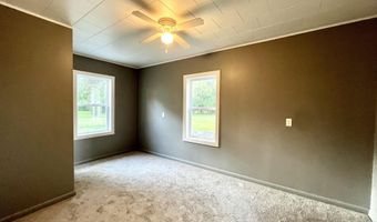 714 W Woodbine Rd, Ash Grove, MO 65604